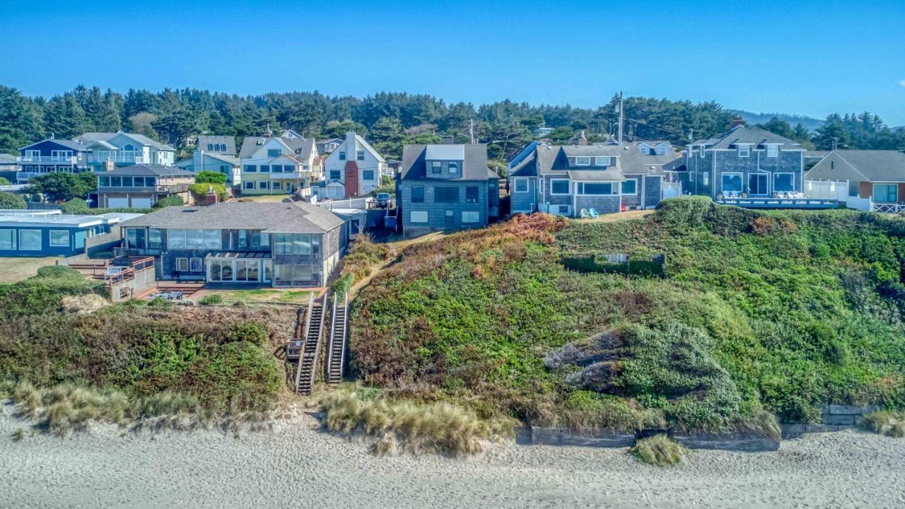 Villa By George Lincoln City Exterior foto