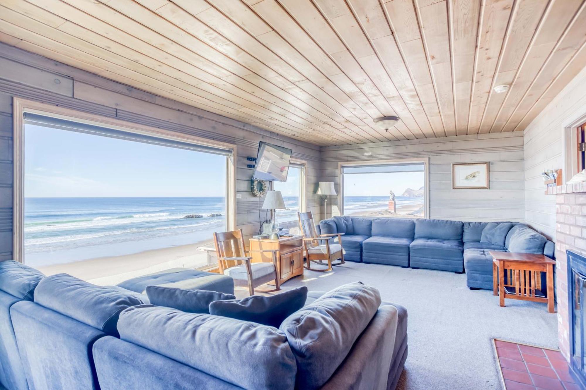 Villa By George Lincoln City Exterior foto